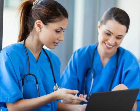 Técnico en Atención Sanitaria a Personas en situación de dependencia Técnico en Atención Sanitaria a Personas en situación de dependencia